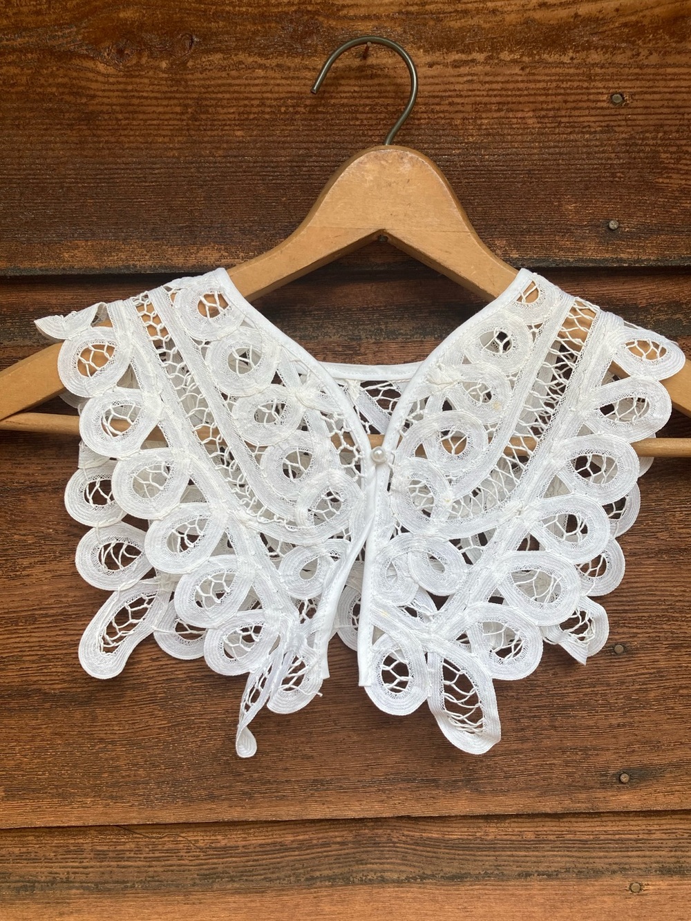 Vintage Lace Collar